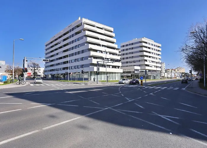 Apartments Luna With Free Parking