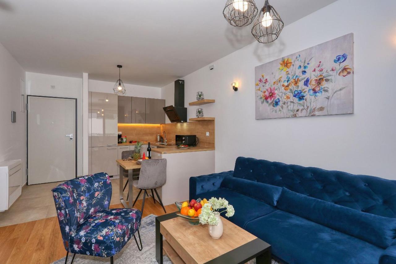 Luna With Free Parking Apartment *